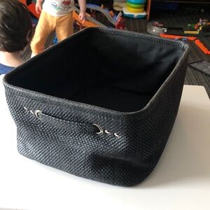 💐 Woven Storage Bin